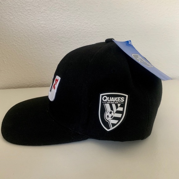 NWT MLS Earthquakes Flat Bill Hat ⚽️ - Picture 2 of 4